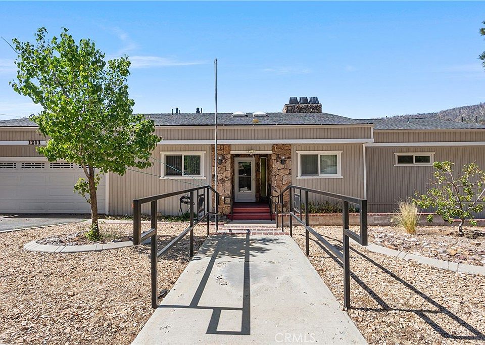 1st image of 1211 Rivera Dr