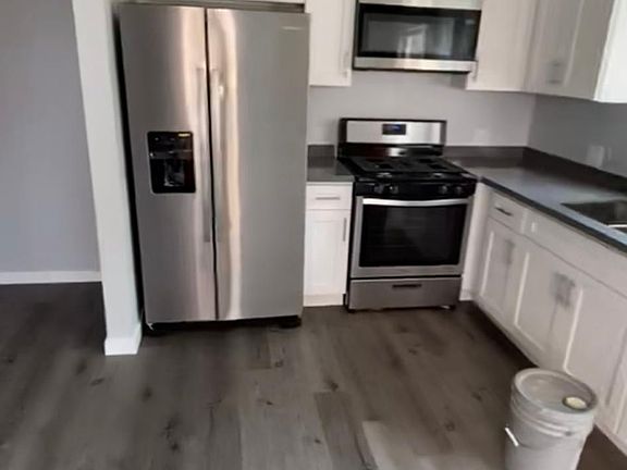 4th image of 6431 McLennan Ave