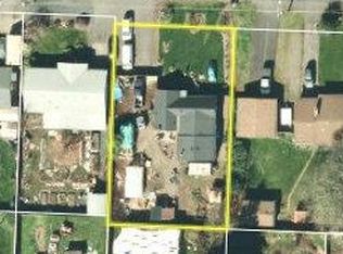 140 Kourt Dr, Eugene, OR 97404