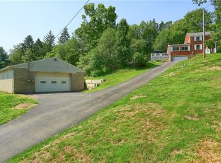 5410 Deveny Dr, Gibsonia, PA