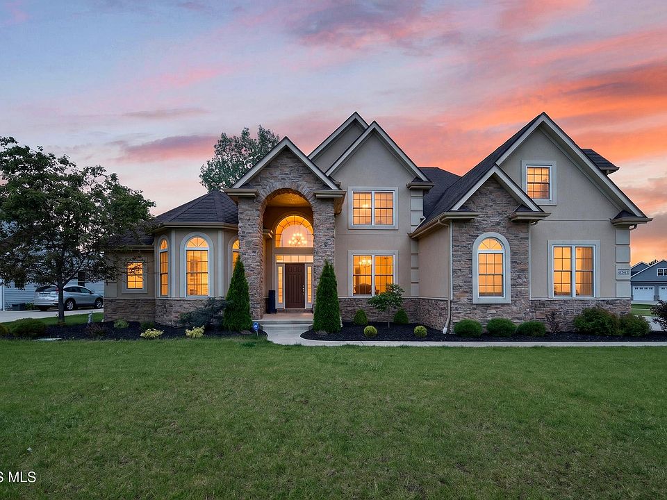 1st image of 25220 Rocky Harbour Dr