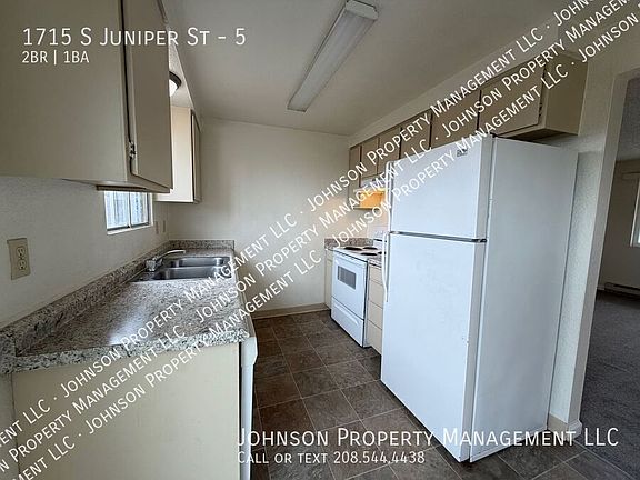 3rd image of 1715 S Juniper St #5