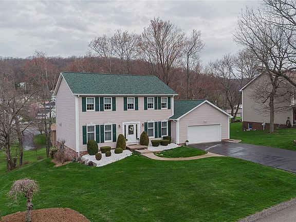 3rd image of 1735 W Point Cir