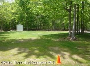52 Blue Sky Path, Gouldsboro, PA 18424