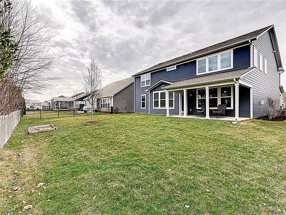 4th image of 15784 Barnard Dr