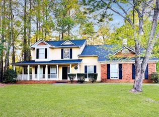 10204 Point View Dr, Jonesboro, GA 30238