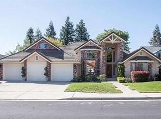 726 Cromwell Ave, Clovis, CA 93611