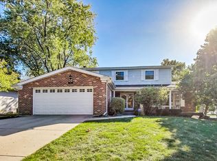 1117 Francis Dr, Arlington Heights, IL 60005