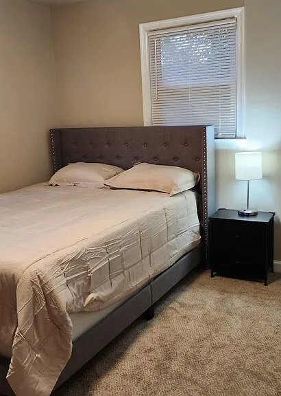 White Oak Dr — Photo 4