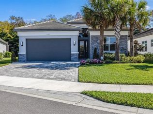 11421 Jacaranda Dr, Naples, FL 34120