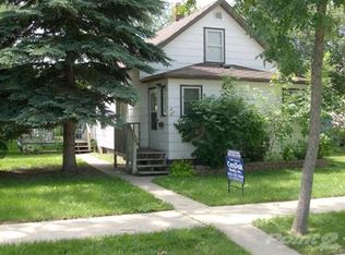 615 N Lloyd St, Aberdeen, SD 57401