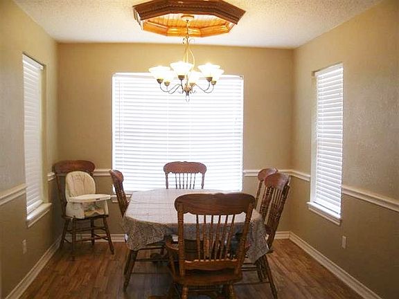 3rd image of 5701 Deerwood Dr