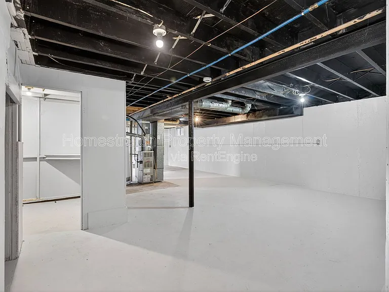10201 Gourock Dr — Photo 23