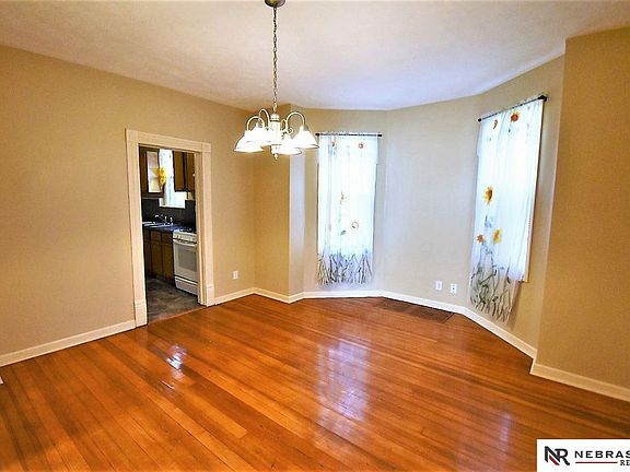 5th image of 2790 Dupont St