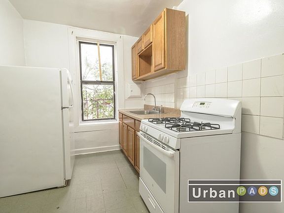 5th image of 305 Martense St APT 4E