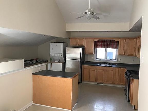 Kitchen/dining area