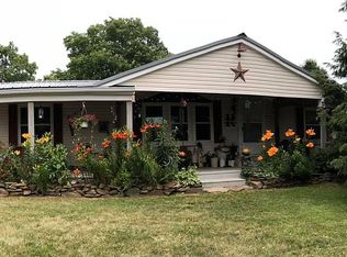 5810 Mountain Rd NE, Mechanicstown, OH 44651