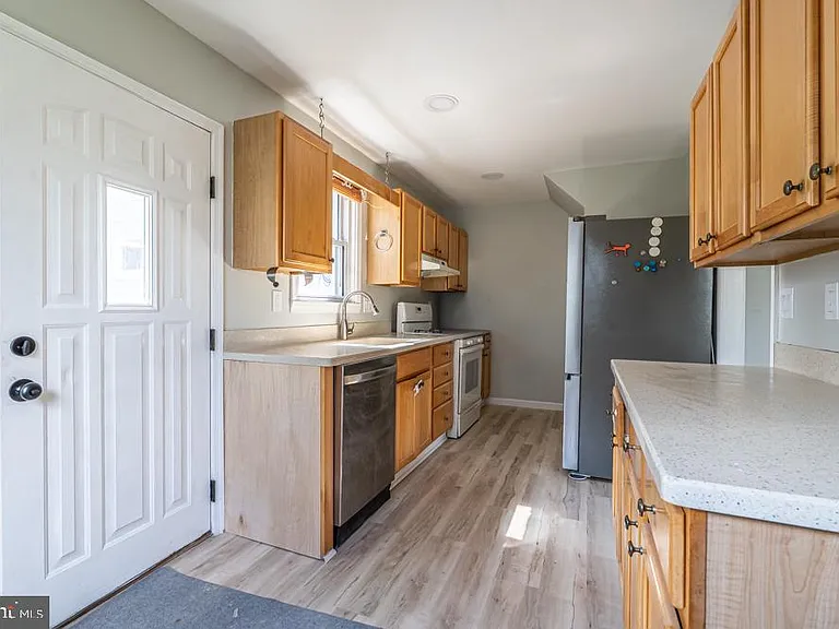 644 Meetinghouse Rd — Photo 22