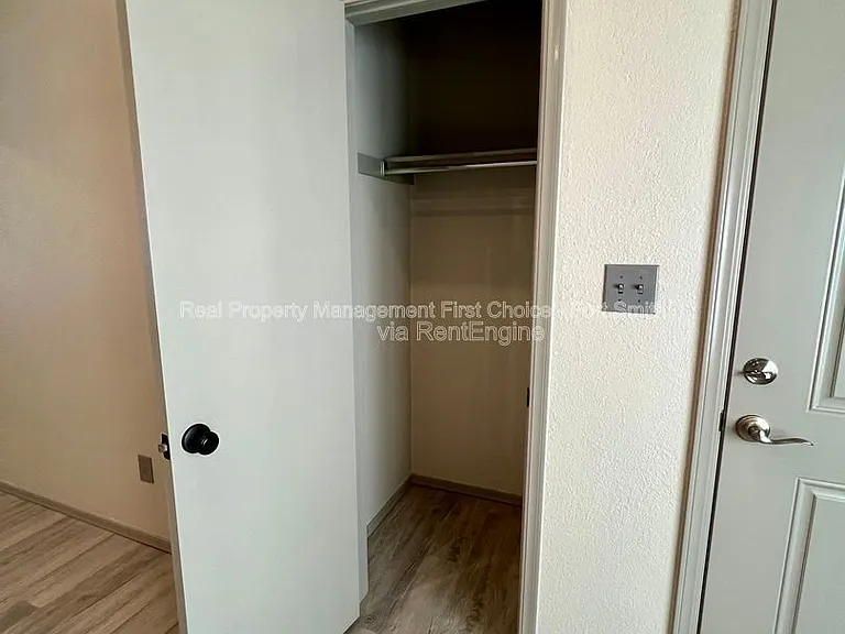 1709 Brooken Hill Dr — Photo 13