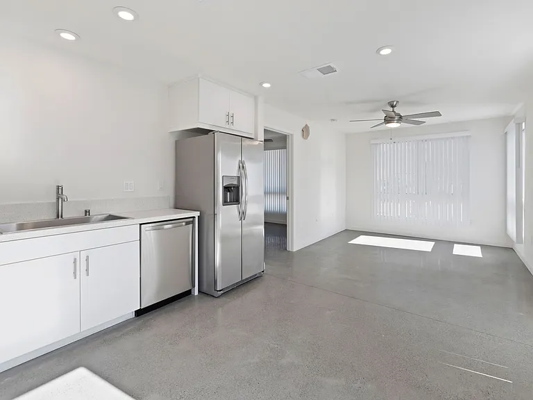 5900 Severin Dr — Photo 35
