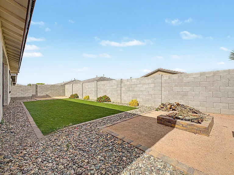 13103 N 174th Dr — Photo 55