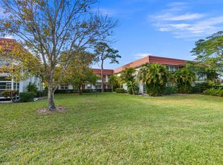 2600 SE Ocean Blvd, Stuart, FL 34996