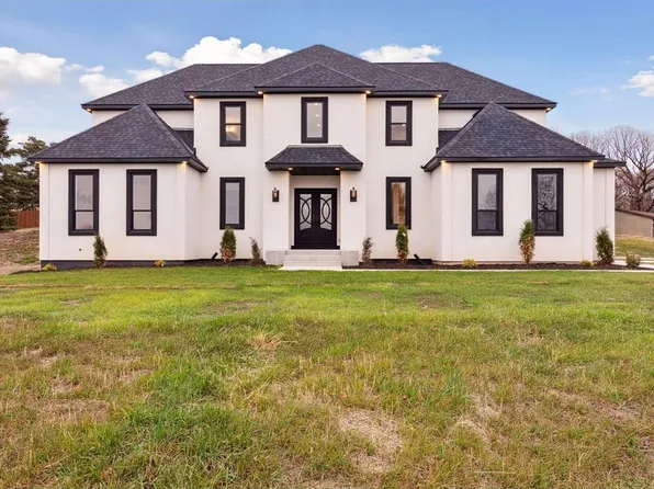 13289 Henning Cir NE, Prior Lake, MN 55372