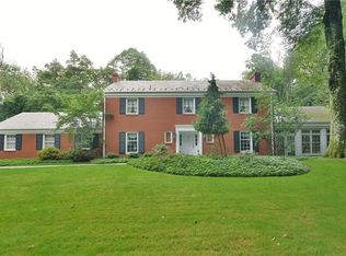 11 Fairview Mnr, Pittsburgh, PA 15238