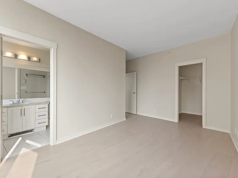 1189 Melville St #2601 — Photo 17