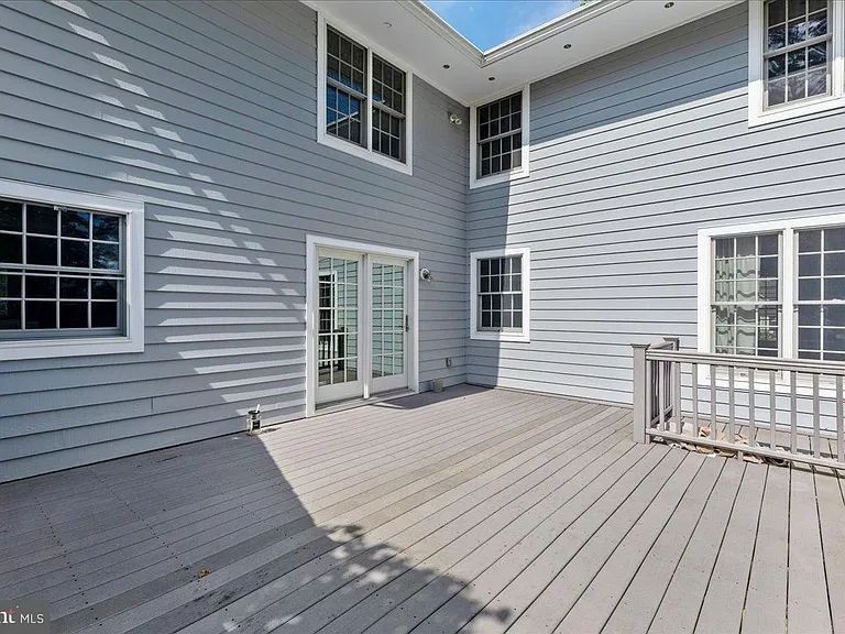 206 Snowden Ln — Photo 35