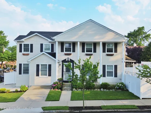 4 Rochelle Pl, Staten Island, NY 10312