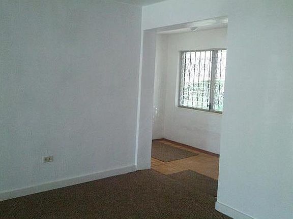 4th image of 1984 NW 152nd St