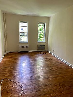 4th image of 438 E 77th St #2D