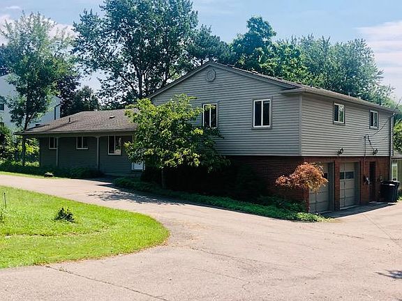 2nd image of 1223 Cedarholm Ln