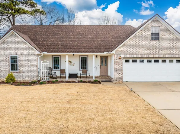 909 Scooty Dr, Beebe, AR 72012