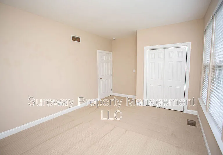 7 Amaryllis Ln — Photo 19