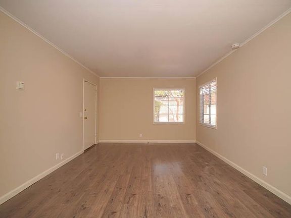 4th image of 724 Colorado Ave