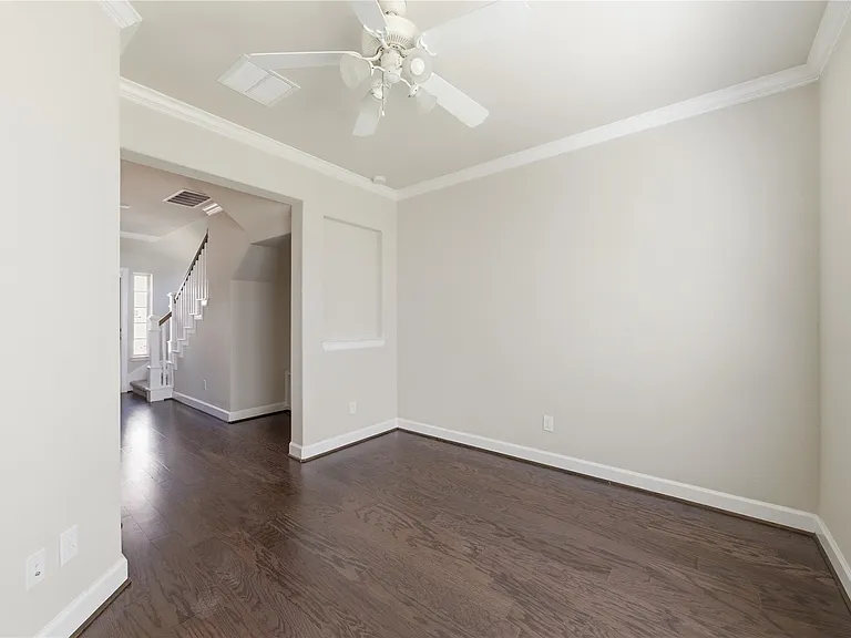 12006 Ridgewood Hill Dr — Photo 6
