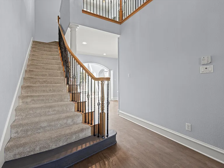 4223 Castle Rock Ct — Photo 7