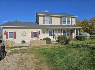 2741 N 35th Rd, Seneca, IL 61360