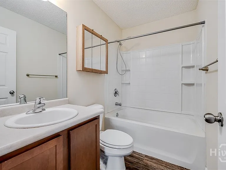 148 Willow Dr — Photo 24