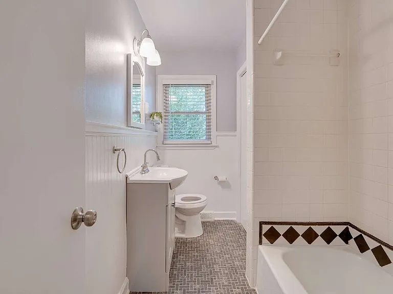 2026 Jefferson Dr — Photo 23