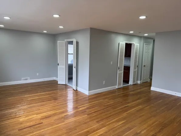 10 Evelyn Ct #2, Maplewood, NJ 07040