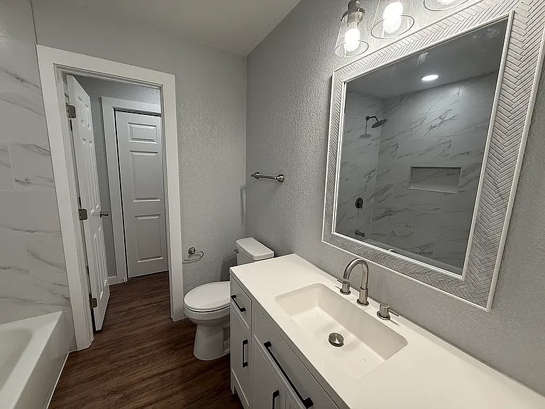 218 E Bridge St #12 — Photo 12