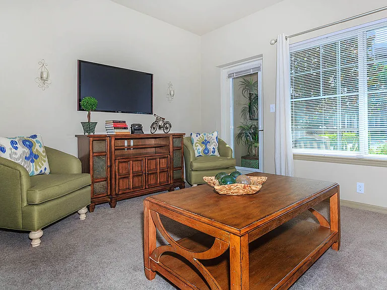 Riversong Apartment Homes — Photo 6
