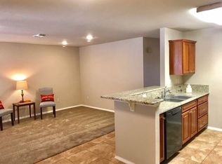 36 Bent Tree Rd APT B, Roswell, NM 88201