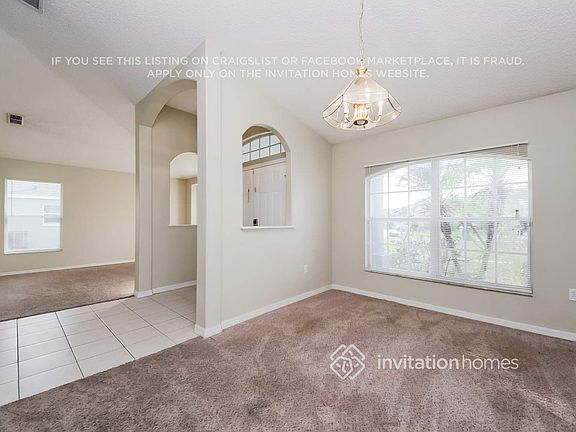 3rd image of 310 Sherborne Ln