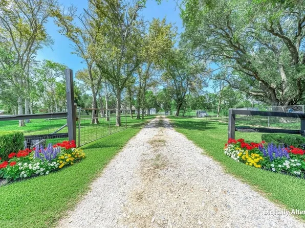 10311 Fm 1462 Rd, Alvin, TX 77511