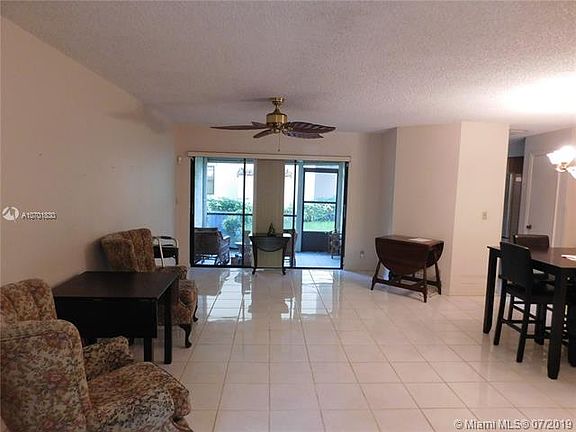 5th image of 3205 Laurel Oaks Ln #306