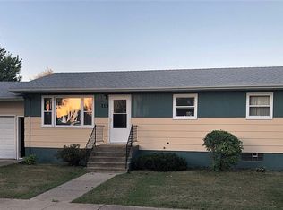 115 S 10th St, Wishek, ND 58495